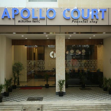 Apollo Court Hotel Chennai Bagian luar foto
