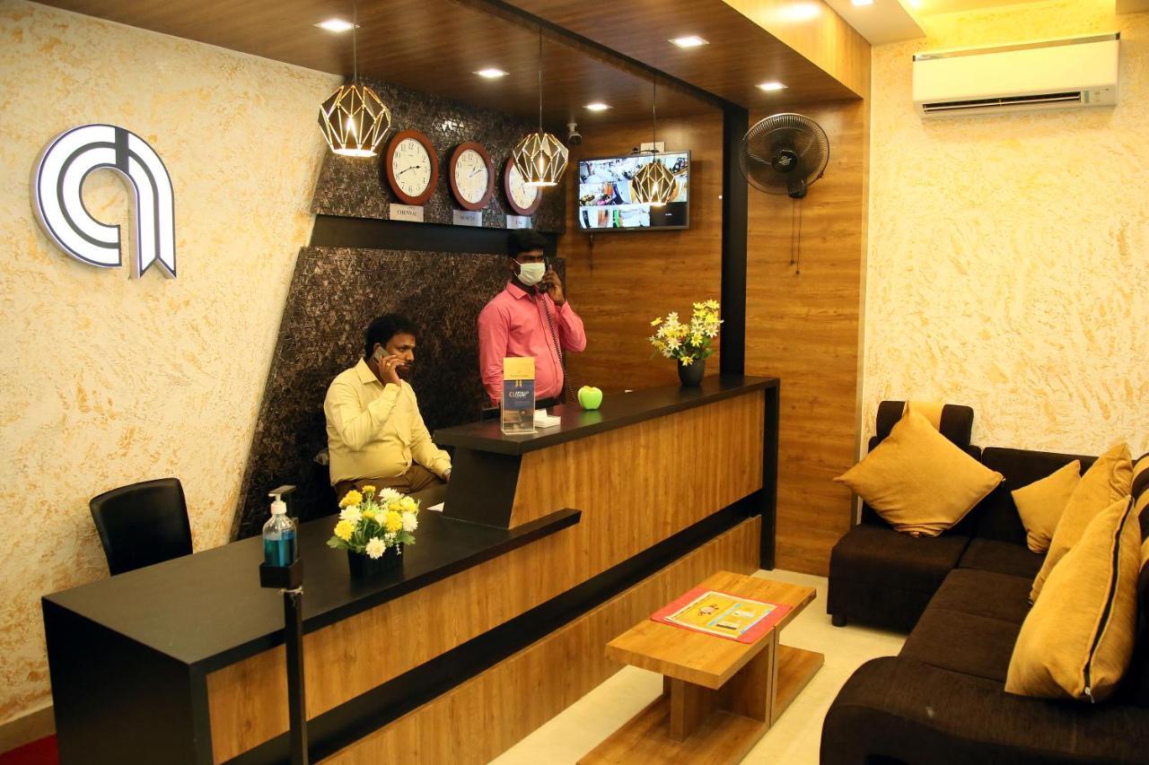 Apollo Court Hotel Chennai Bagian luar foto